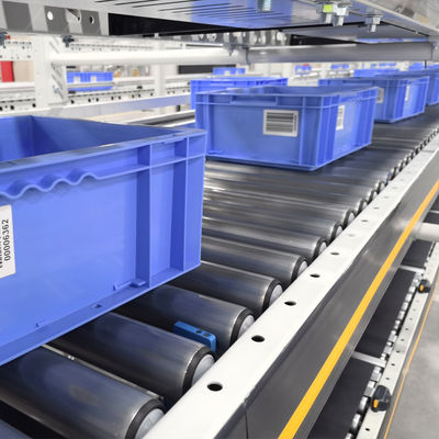 Конвейерная система сортировки картонных коробок Гибкая гравитационная роликовая конвейерная система Логистическая сортировочная складская стойка для хранения