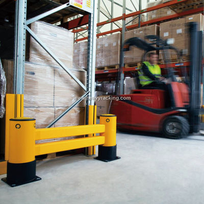 Защитные стойки