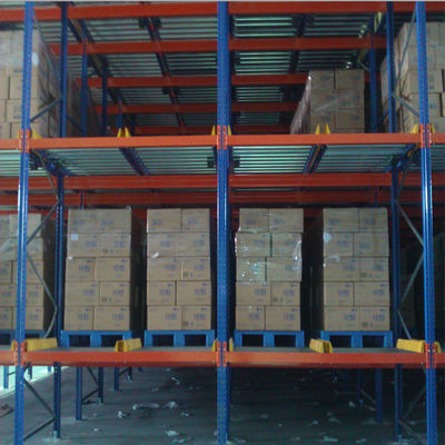 Электростатический паллет силы тяжести брызг IOS14001 кладя 1000kg на полку в паллет